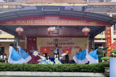 VĂN NGHỆ CHÀO MỪNG 20/11